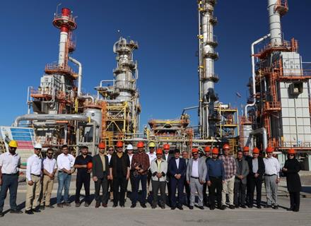 مدیران روابط عمومی پالایشگاه‌های کشور از «پالایشگاه نفت فوق سنگین پاسارگاد قشم» بازدید کردند